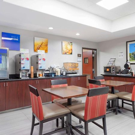 Comfort Inn By Choice Hotels Orange, Tx Buitenkant foto