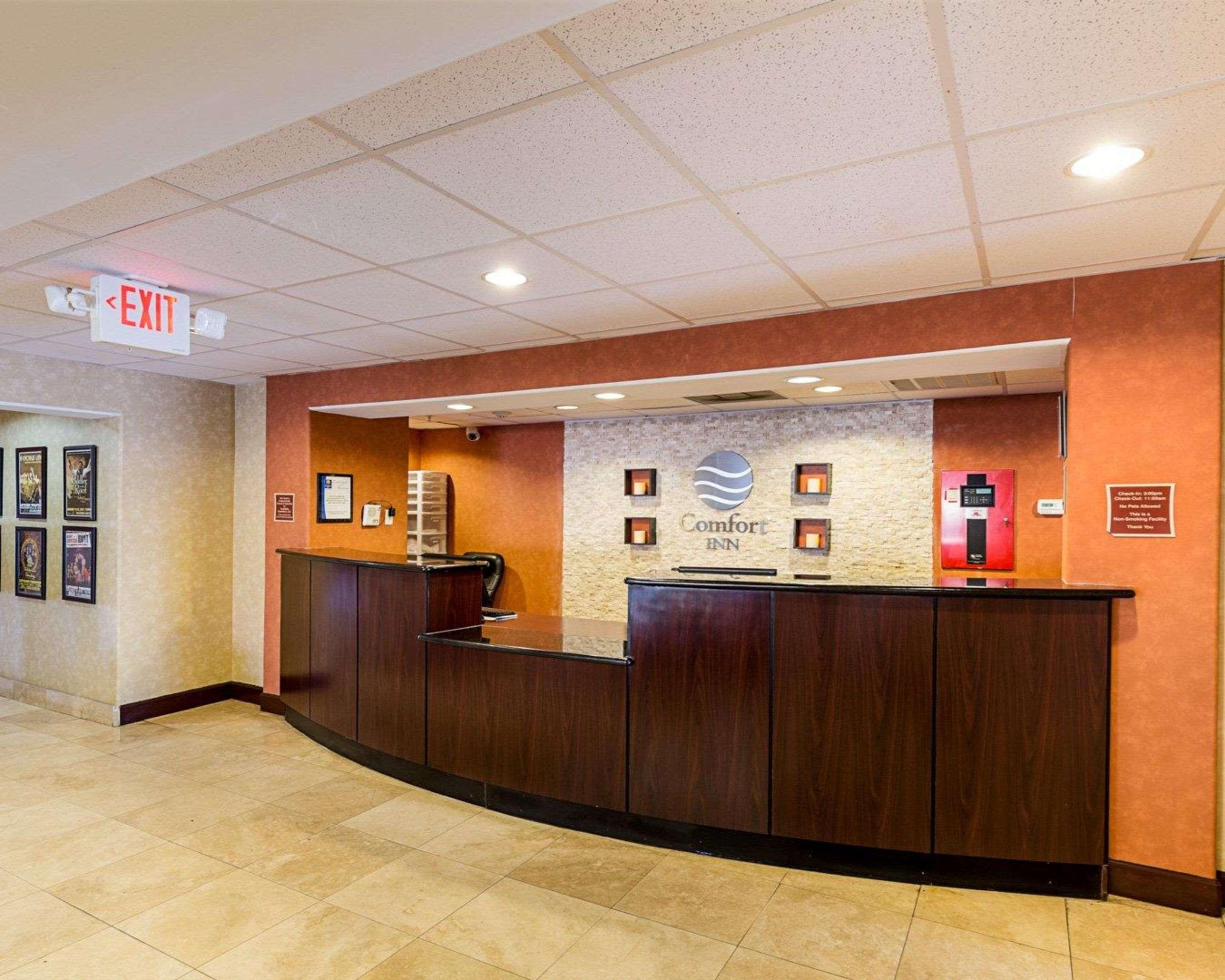 Comfort Inn By Choice Hotels Orange, Tx Buitenkant foto
