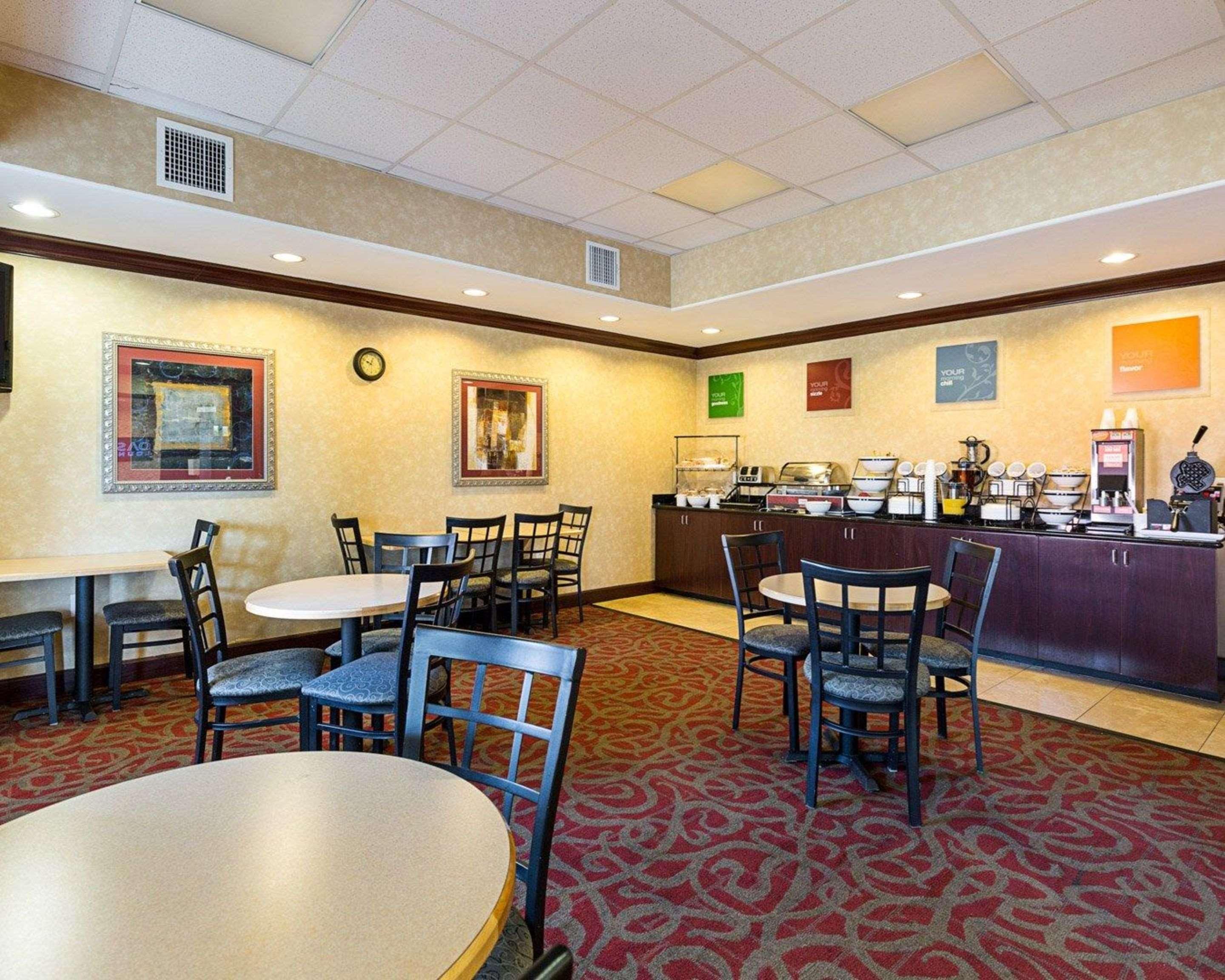 Comfort Inn By Choice Hotels Orange, Tx Buitenkant foto